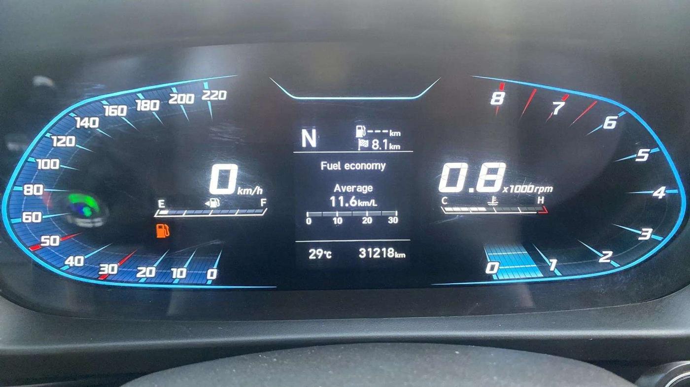 2021 Hyundai NEW I20 Asta 1.0 GDI Turbo IMT, Petrol, Manual, 31,525 km, Odometer Image