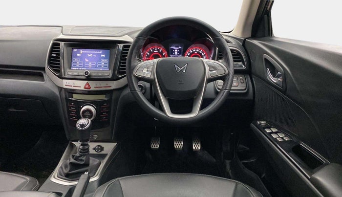 2022 Mahindra XUV300 W8(O) TURBO GDI, Petrol, Manual, 29,093 km, Steering Wheel Close Up