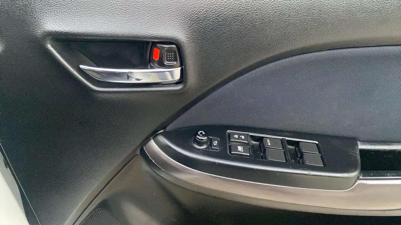 2021 Maruti Baleno ZETA PETROL 1.2, Petrol, Manual, 54,885 km, Driver Side Door Panels Control
