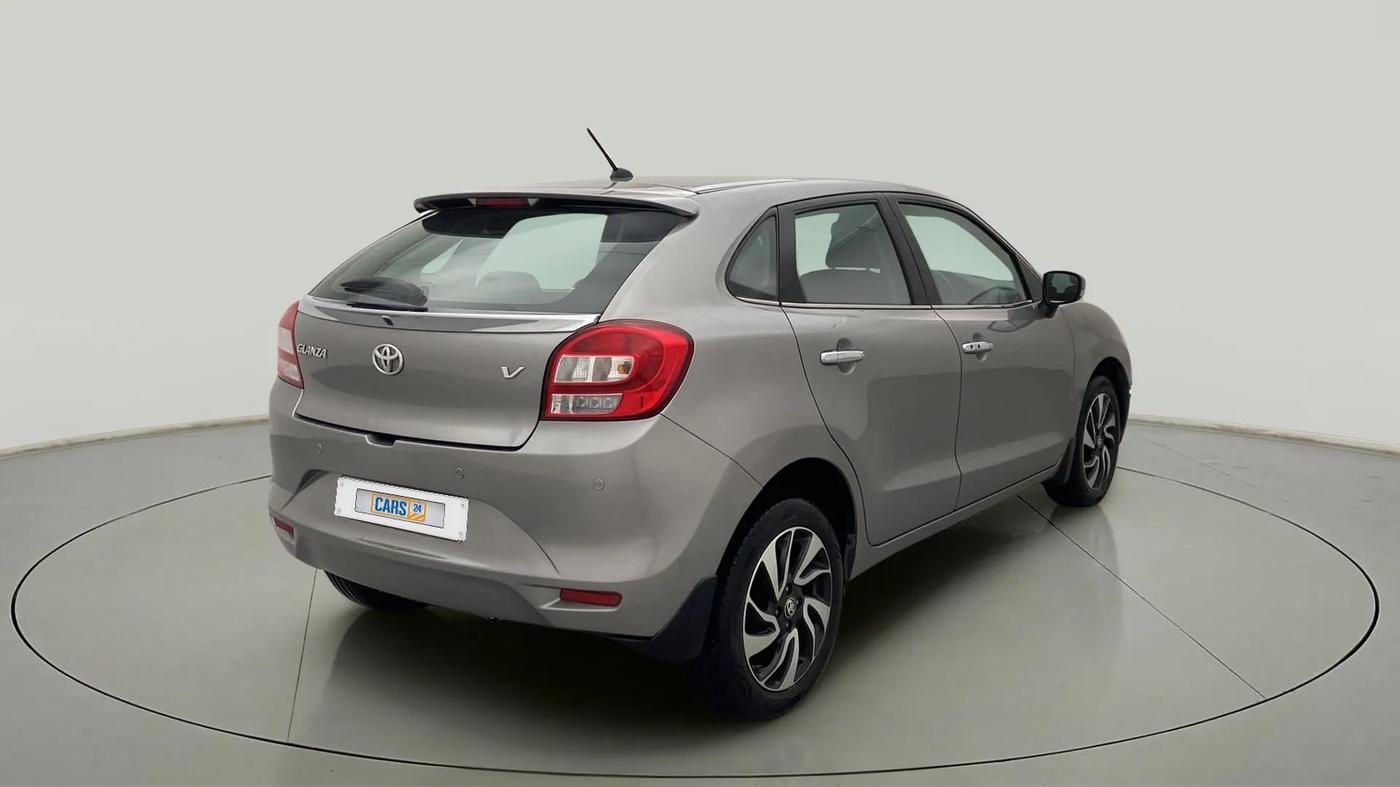 2020 Toyota Glanza V, Petrol, Manual, 38,152 km, Right Back Diagonal