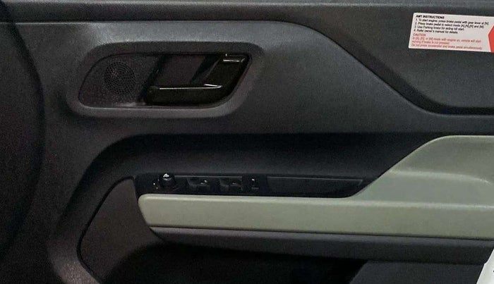 2023 Tata PUNCH ADVENTURE AMT, Petrol, Automatic, 9,150 km, Driver Side Door Panels Control