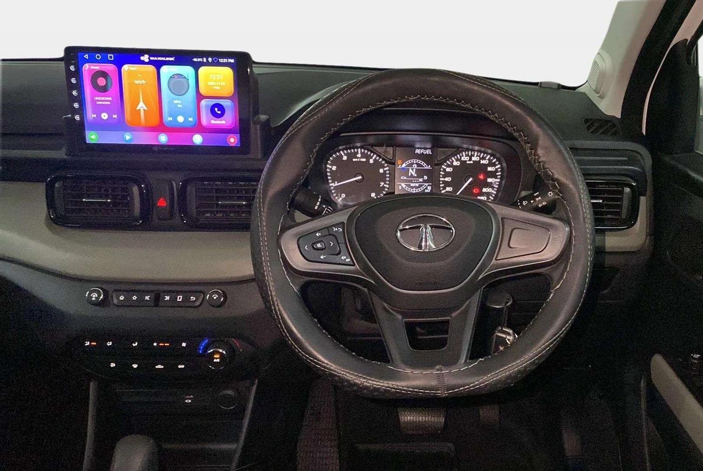 2023 Tata PUNCH ADVENTURE AMT, Petrol, Automatic, 9,150 km, Steering Wheel Close Up