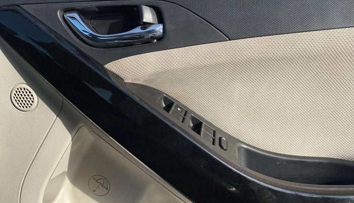 2021 Tata NEXON XZ PLUS PETROL SUNROOF, Petrol, Manual, 46,750 km, Driver Side Door Panels Control