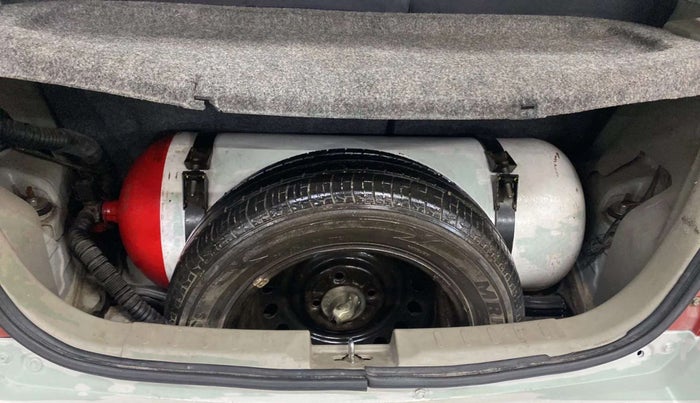 2017 Maruti Celerio VXI CNG, CNG, Manual, 1,17,285 km, Boot Inside