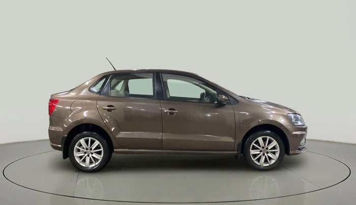 2016 Volkswagen Ameo HIGHLINE1.2L, Petrol, Manual, 94,885 km, Right Side View