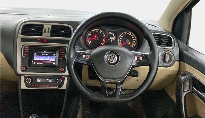 2016 Volkswagen Ameo HIGHLINE1.2L, Petrol, Manual, 94,885 km, Steering Wheel Close Up