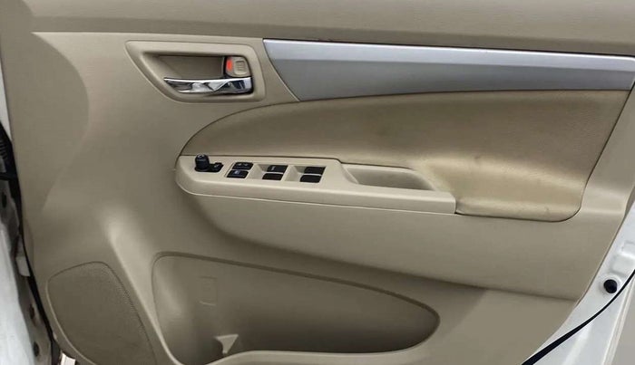 2017 Maruti Ertiga ZXI+, Petrol, Manual, 18,107 km, Driver Side Door Panels Control