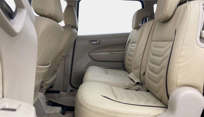 2017 Maruti Ertiga ZXI+, Petrol, Manual, 18,107 km, Right Side Rear Door Cabin