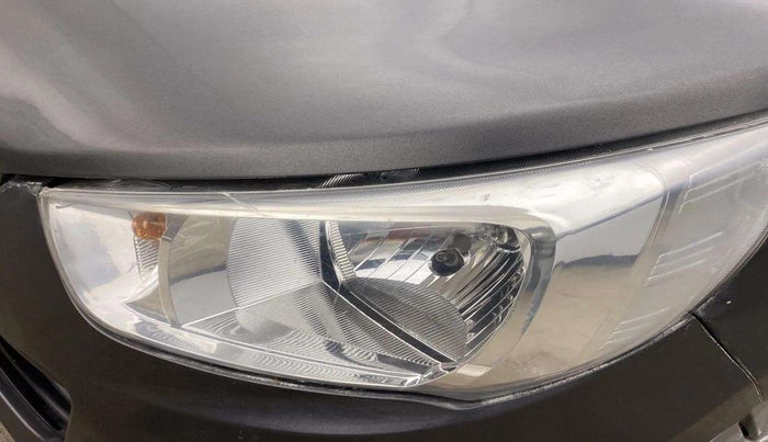 2016 Maruti Alto K10 LXI CNG, CNG, Manual, 60,721 km, Left headlight - Minor scratches
