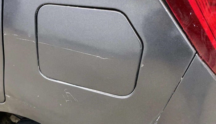 2016 Maruti Alto K10 LXI CNG, CNG, Manual, 60,721 km, Left quarter panel - Paint has minor damage