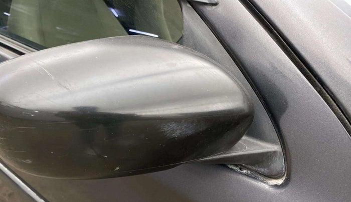 2016 Maruti Alto K10 LXI CNG, CNG, Manual, 60,721 km, Right rear-view mirror - Minor folding noise
