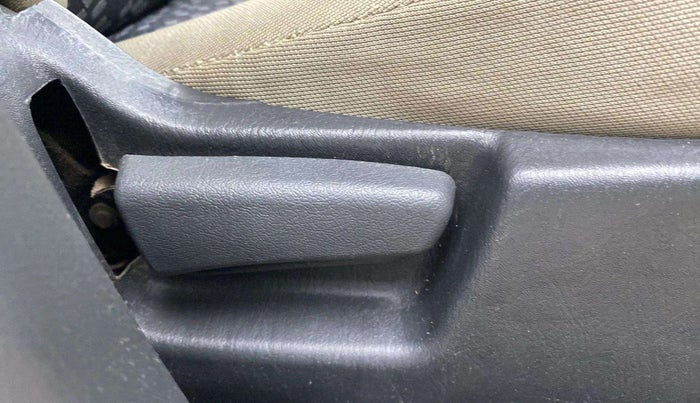 2016 Maruti Alto K10 LXI CNG, CNG, Manual, 60,721 km, Driver Side Adjustment Panel