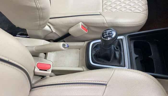 2019 Maruti Dzire VXI, Petrol, Manual, 82,556 km, Gear Lever