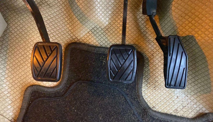 2019 Maruti Dzire VXI, Petrol, Manual, 82,556 km, Pedals
