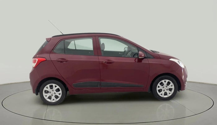 2016 Hyundai Grand i10 SPORTZ 1.2 KAPPA VTVT, CNG, Manual, 68,778 km, Right Side View