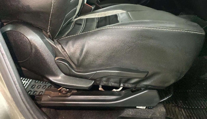 2018 Maruti Swift VXI, Petrol, Manual, 27,033 km, Driver Side Adjustment Panel
