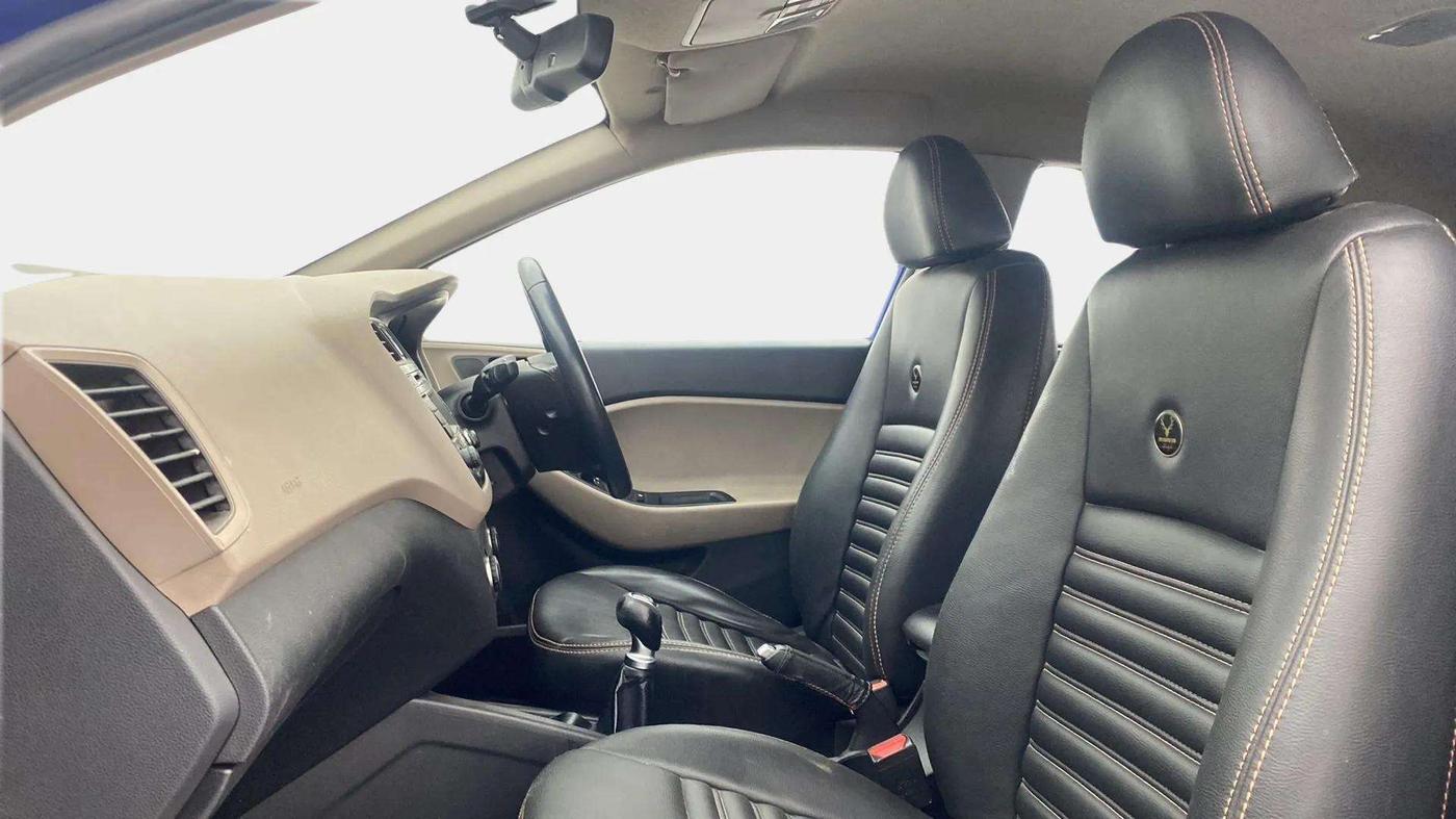 2015 Hyundai Elite i20 ASTA 1.2, Petrol, Manual, 78,464 km, Right Side Front Door Cabin