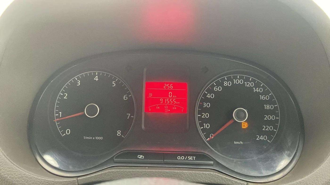 2013 Volkswagen Vento HIGHLINE 1.6 MPI, Petrol, Manual, 92,149 km, Odometer Image