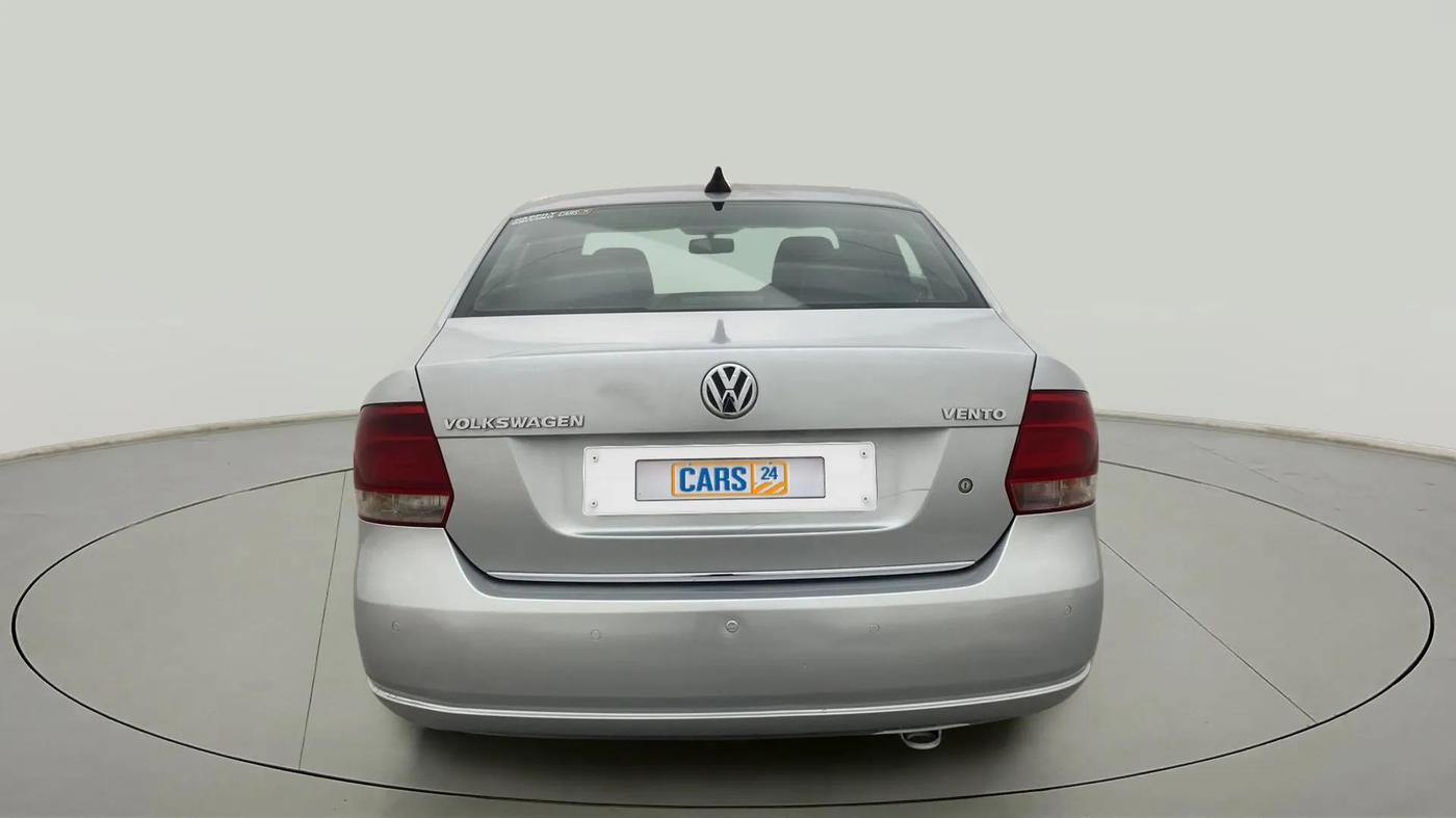 2013 Volkswagen Vento HIGHLINE 1.6 MPI, Petrol, Manual, 92,149 km, Back/Rear