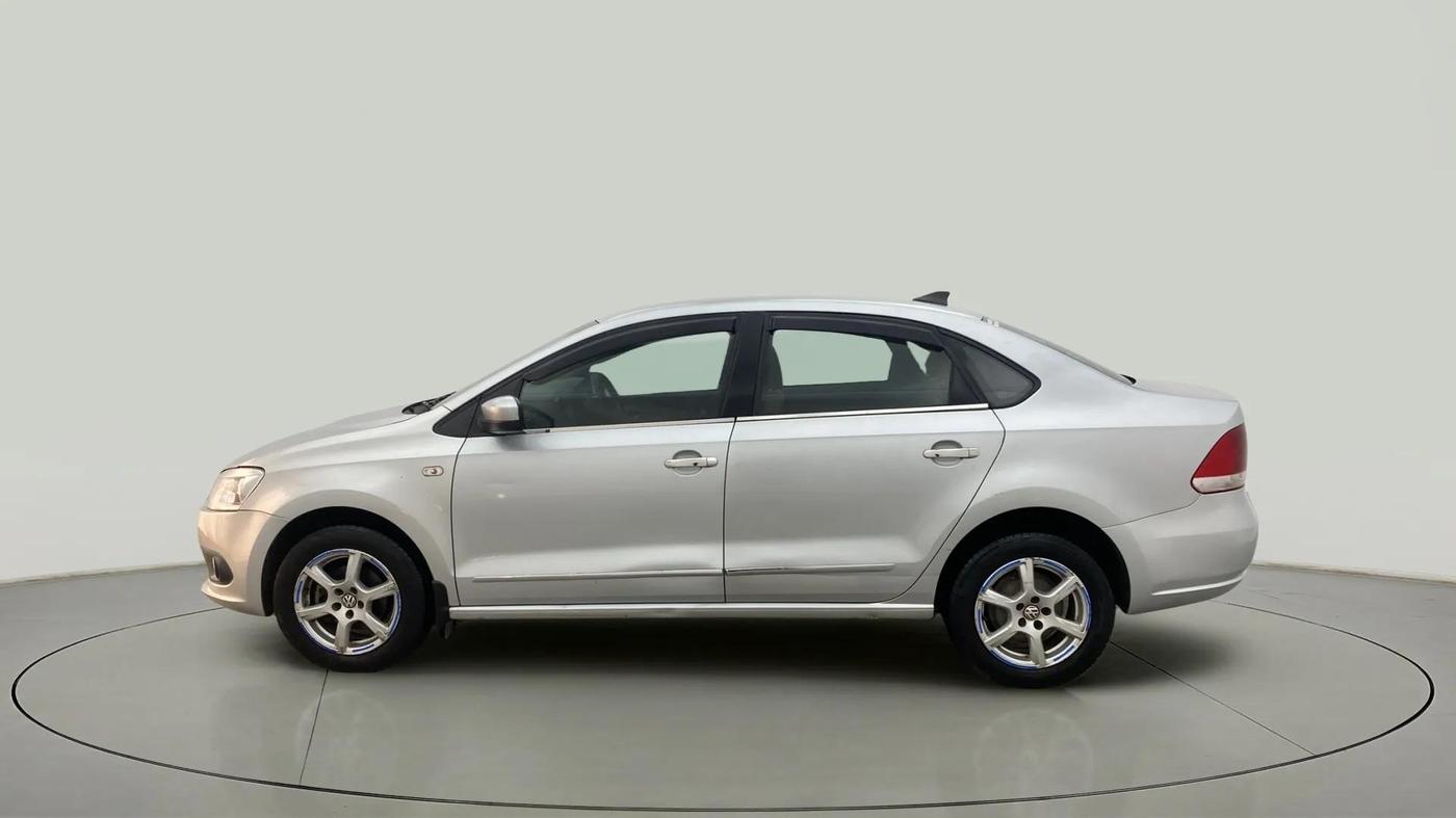 2013 Volkswagen Vento HIGHLINE 1.6 MPI, Petrol, Manual, 92,149 km, Left Side
