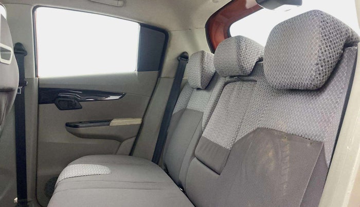 2016 Mahindra Kuv100 K8 D 6 STR, Diesel, Manual, 64,049 km, Right Side Rear Door Cabin