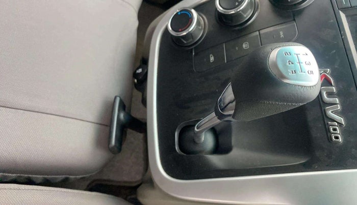 2016 Mahindra Kuv100 K8 D 6 STR, Diesel, Manual, 64,049 km, Gear Lever