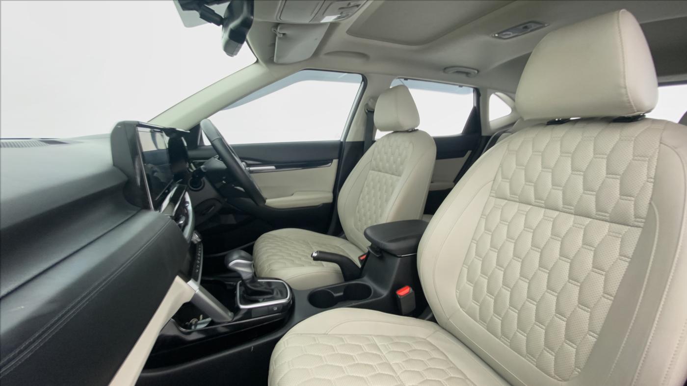 2020 KIA SELTOS HTX AT PETROL, Petrol, Automatic, 30,758 km, Right Side Front Door Cabin