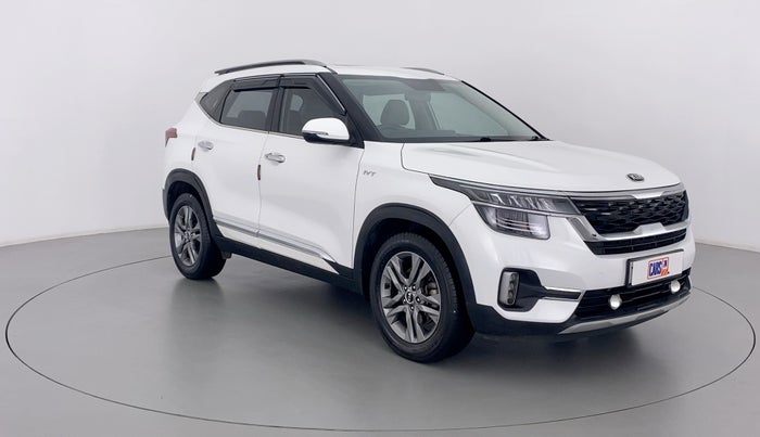 2020 KIA SELTOS HTX AT PETROL, Petrol, Automatic, 30,758 km, Right Front Diagonal