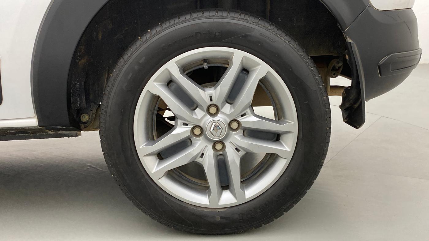 2020 Renault TRIBER RXZ AT, Petrol, Automatic, 11,763 km, Left Rear Wheel