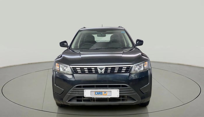 2022 Mahindra XUV300 W6 1.2 PETROL, Petrol, Manual, 13,171 km, Front