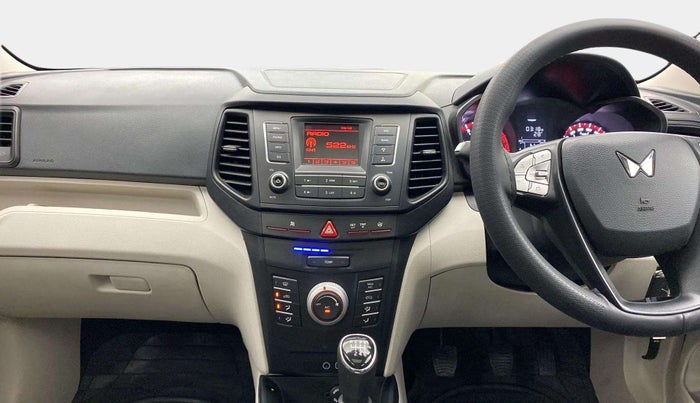 2022 Mahindra XUV300 W6 1.2 PETROL, Petrol, Manual, 13,171 km, Air Conditioner