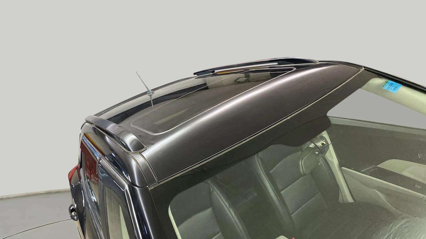 2022 Mahindra XUV300 W6 1.2 PETROL, Petrol, Manual, 13,171 km, Roof