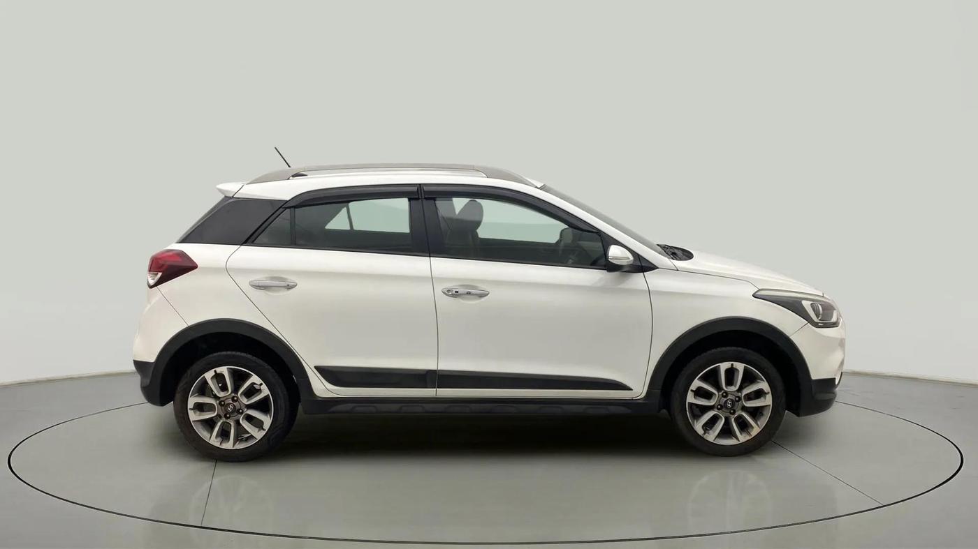 2016 Hyundai i20 Active 1.2 SX, Petrol, Manual, 87,891 km, Right Side View