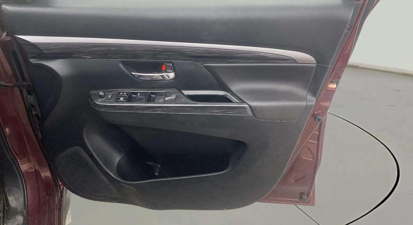 2021 Maruti XL6 ZETA MT, Petrol, Manual, 34,282 km, Driver Side Door Panels Control