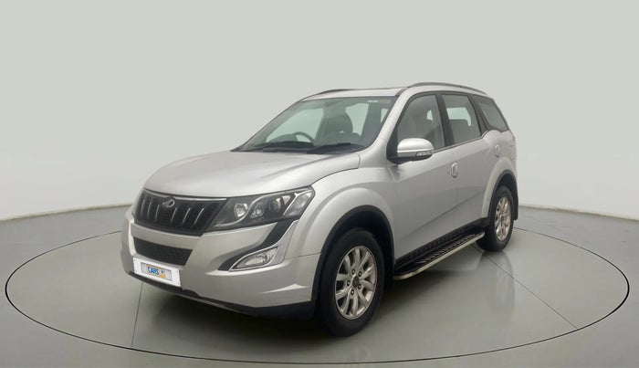 2016 Mahindra XUV500 W10, Diesel, Manual, 81,616 km, Left Front Diagonal