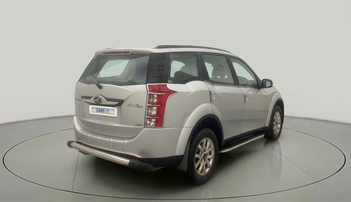 2016 Mahindra XUV500 W10, Diesel, Manual, 81,616 km, Right Back Diagonal