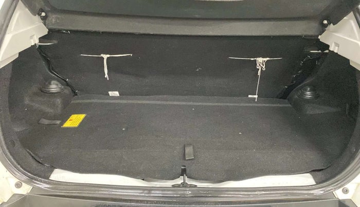 2024 Tata PUNCH ADVENTURE MT CNG , CNG, Manual, 6,143 km, Boot Inside