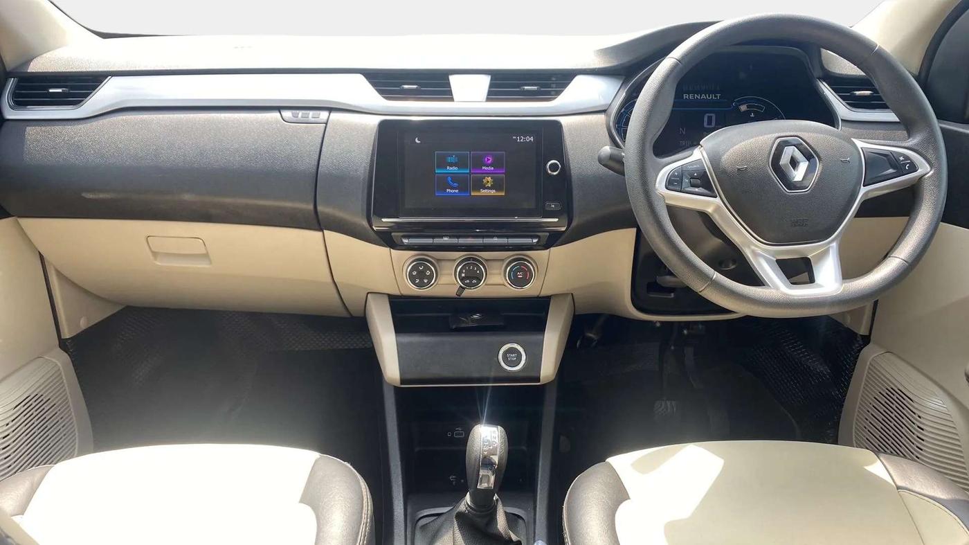 2023 Renault TRIBER RXZ AMT, Petrol, Automatic, 9,777 km, Dashboard
