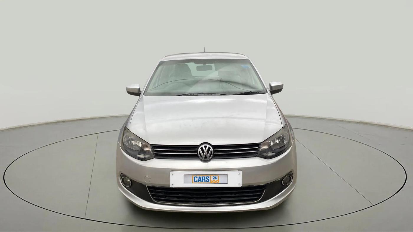 2013 Volkswagen Vento HIGHLINE 1.6 MPI, Petrol, Manual, 71,793 km, Front