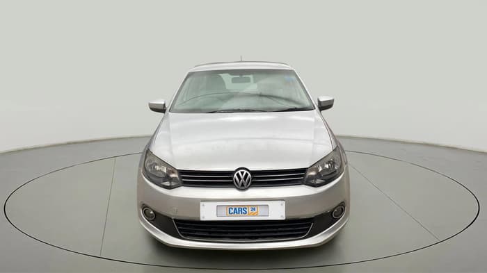 2013 Volkswagen Vento HIGHLINE 1.6 MPI, Petrol, Manual, 71,793 km, Front