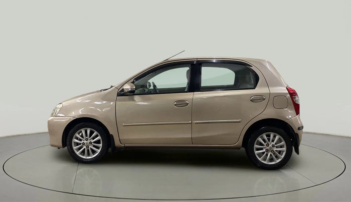 2013 Toyota Etios Liva V SP, Petrol, Manual, 32,054 km, Left Side