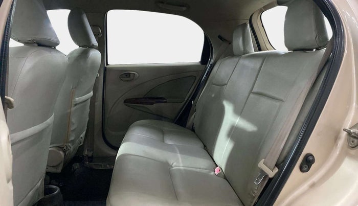 2013 Toyota Etios Liva V SP, Petrol, Manual, 32,054 km, Right Side Rear Door Cabin