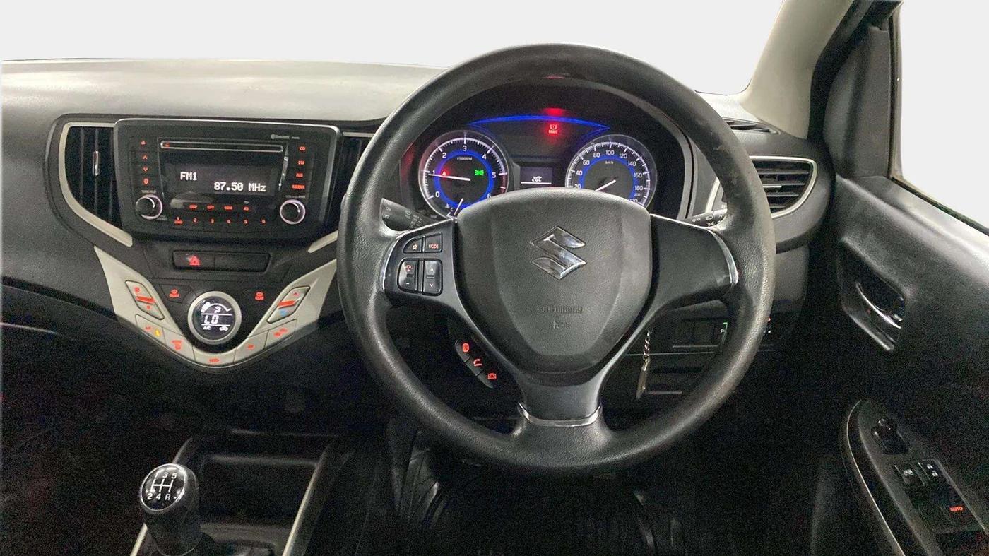 2017 Maruti Baleno DELTA DIESEL 1.3, Diesel, Manual, 90,909 km, Steering Wheel Close Up