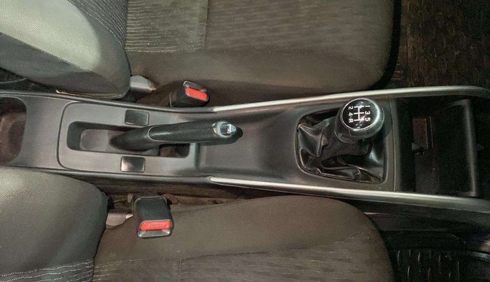 2017 Maruti Baleno DELTA DIESEL 1.3, Diesel, Manual, 90,909 km, Gear Lever