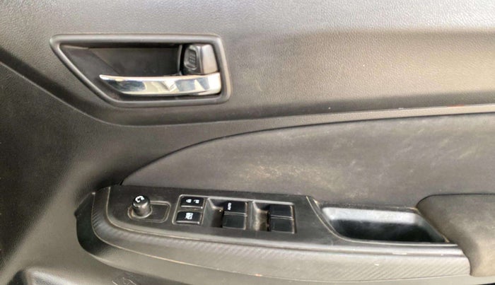 2020 Maruti Swift VXI, Petrol, Manual, 70,825 km, Driver Side Door Panels Control