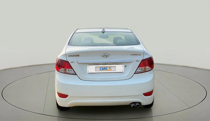 2013 Hyundai Verna FLUIDIC 1.6 VTVT SX, Petrol, Manual, 77,282 km, Back/Rear
