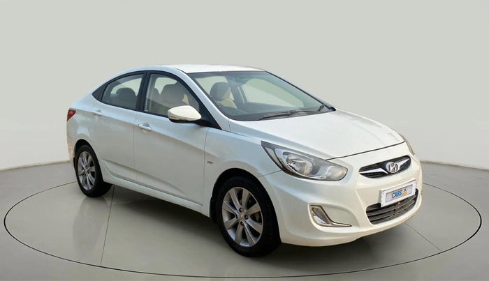 2013 Hyundai Verna FLUIDIC 1.6 VTVT SX, Petrol, Manual, 77,282 km, Right Front Diagonal