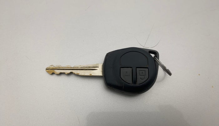 2014 Maruti Wagon R 1.0 VXI, Petrol, Manual, 77,959 km, Key Close Up