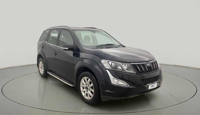 2017 Mahindra XUV500 W10 AT, Diesel, Automatic, 80,374 km, Right Front Diagonal