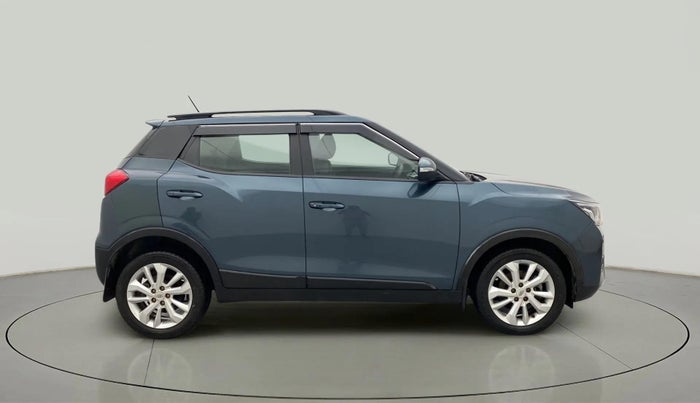 2021 Mahindra XUV300 W8 1.2 PETROL, Petrol, Manual, 19,725 km, Right Side View